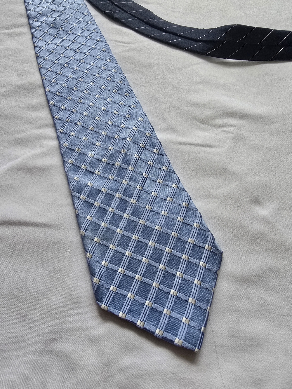 Tommy Hilfiger Mens Silk Tie Blue Plaid Check 57" Classic Necktie